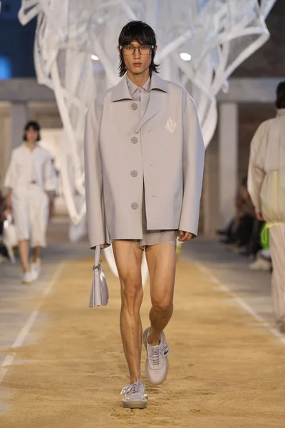 Look 21